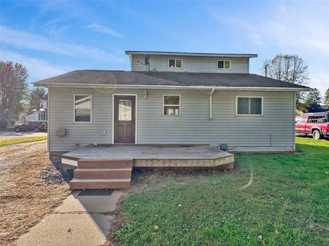1102 Newman Street, Bloomer WI 54724 - Residential house for sale - MLS #1605712 - image2