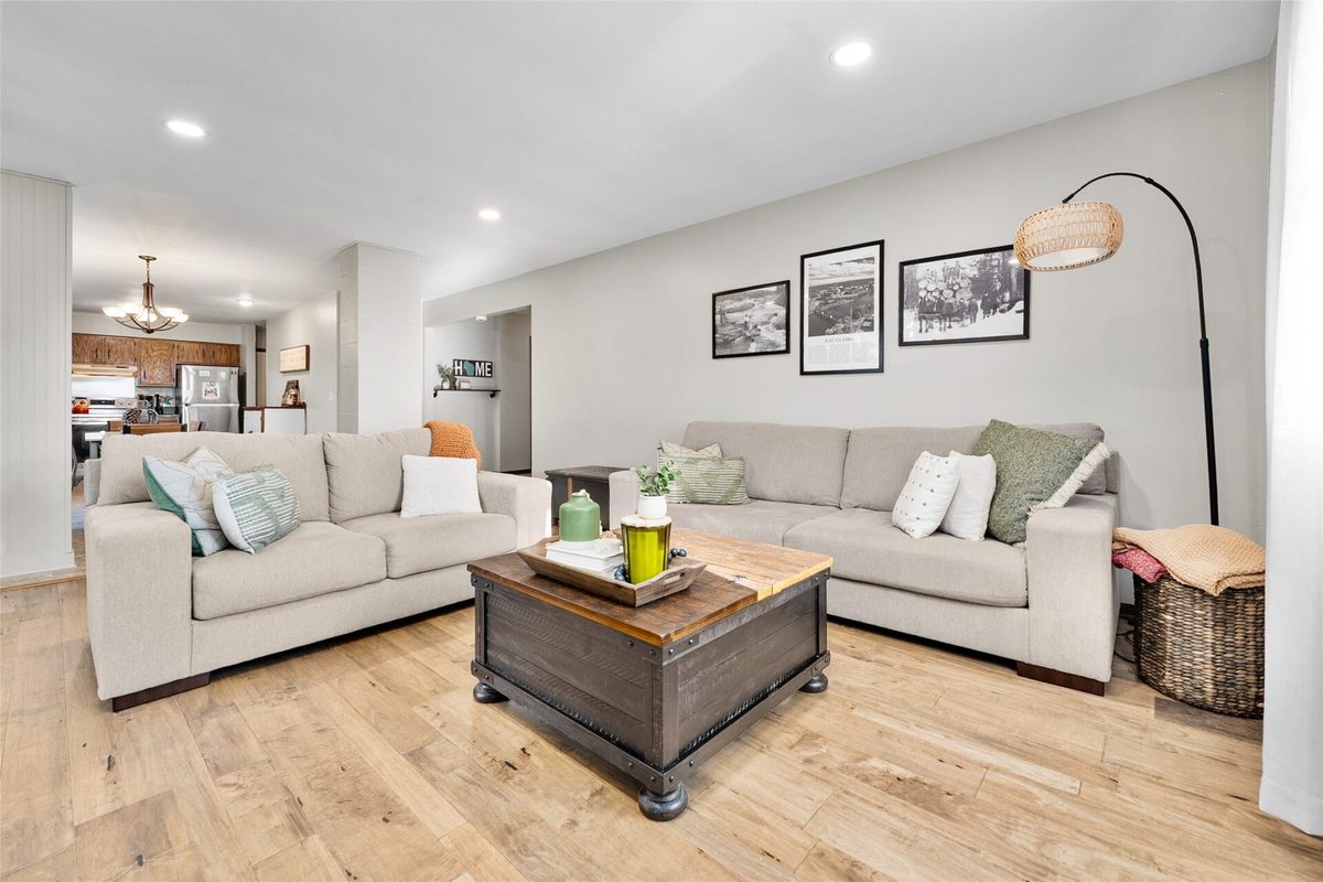 2725 Somona Parkway, Eau Claire WI 54703 - Residential house for sale - MLS #1606234 - image8