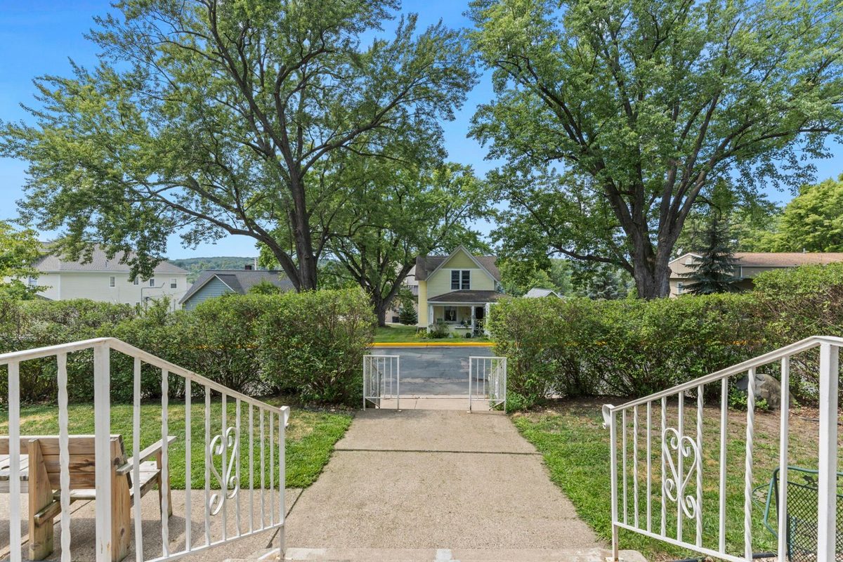 212 N Adams Street 2, St Croix Falls, WI