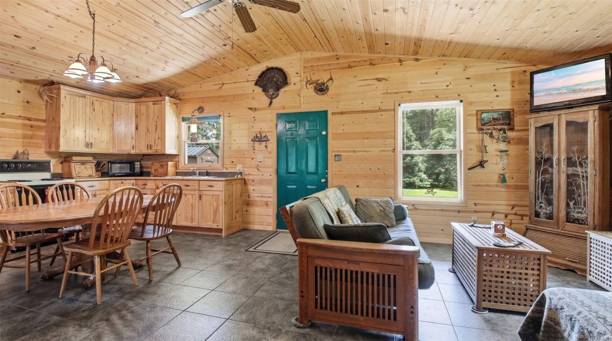 W1768 Elliott Road, Springbrook WI 54875 - Residential house for sale - MLS #1602169 - image11