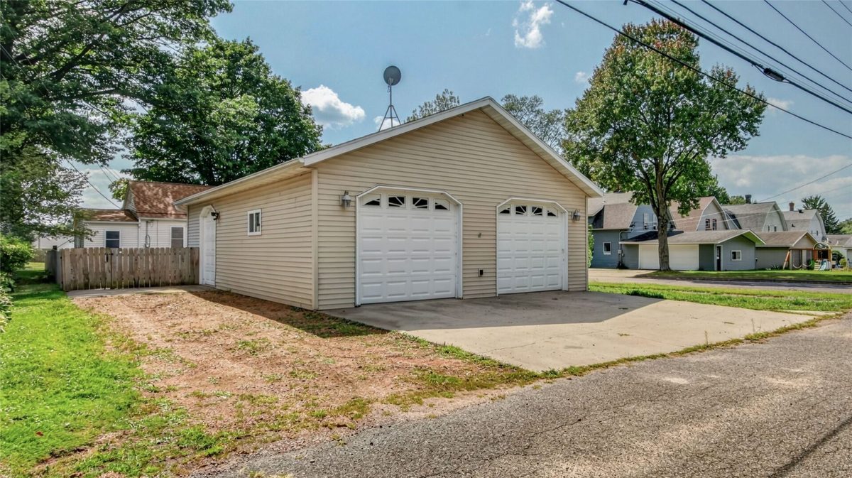 700 Main Street, Cornell WI 54732 - Residential house for sale - MLS #1604740 - image2