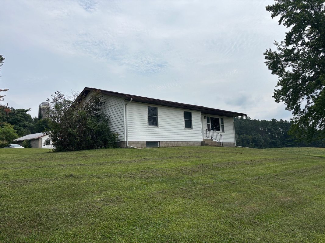 N24454 Washington Coulee Rd, Ettrick WI 54627 - Residential house for sale - MLS #1604275 - image2