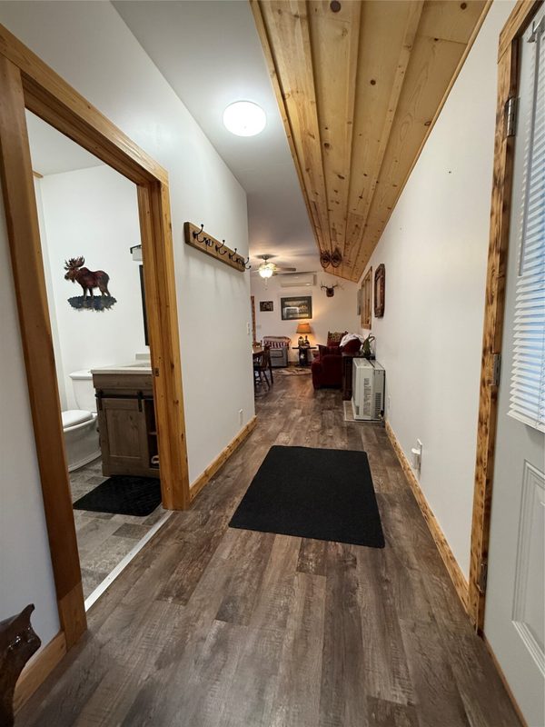 W8560 Oak Ridge Road, Black River Falls WI 54615 - Residential house for sale - MLS #1604366 - image16