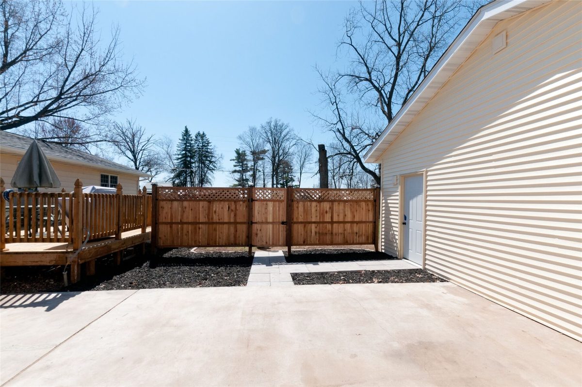 2254 20 1/2 Street, Rice Lake, WI — photo 10