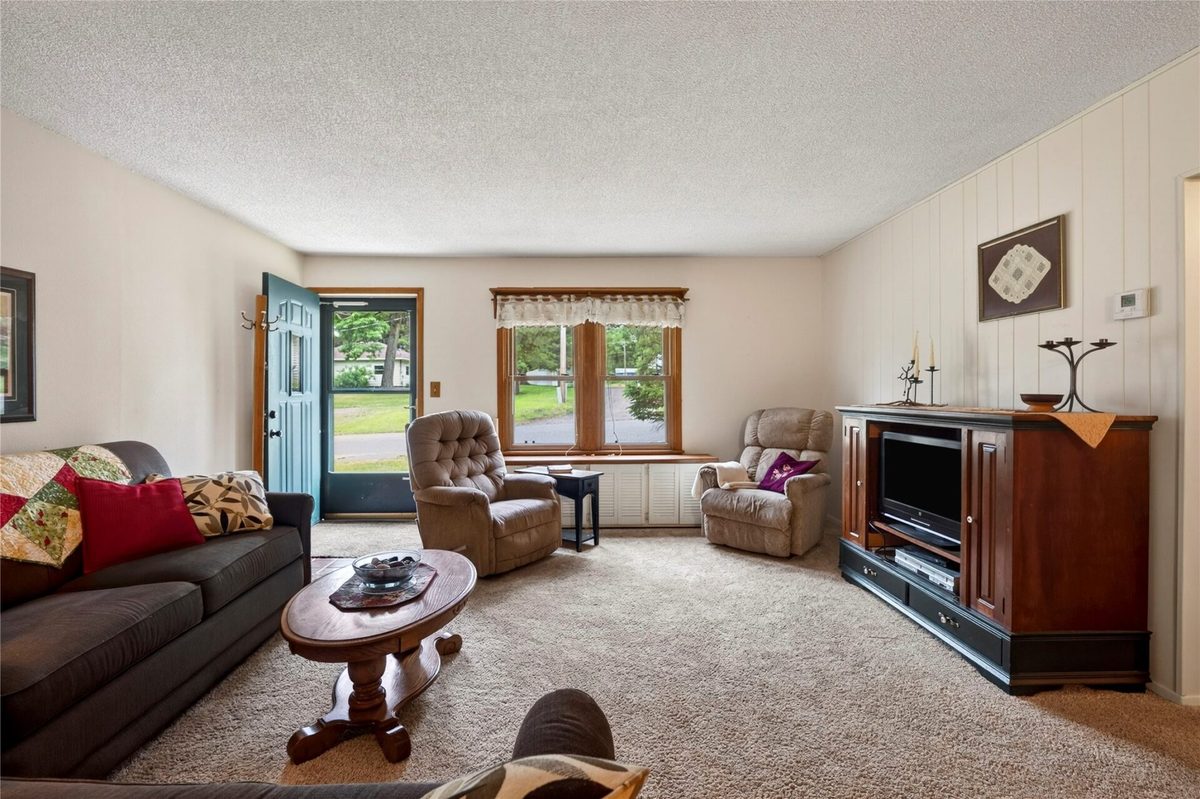 910 First Street, Spooner WI 54801 - Residential house for sale - MLS #1602306 - image7