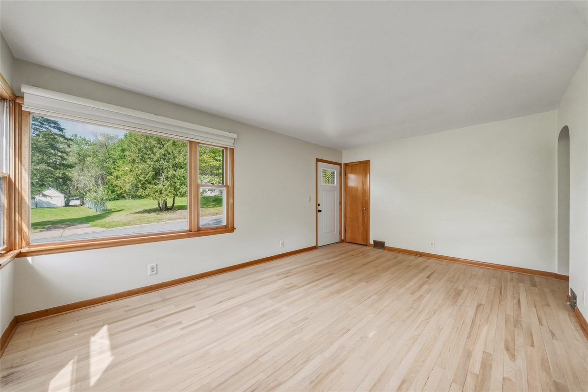 1021 Essex Street, Eau Claire WI 54703 - Residential house for sale - MLS #1601161 - image14