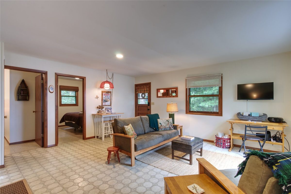 14255 Court Oreilles Lake Drive, Hayward WI 54843 - Residential house for sale - MLS #1604251 - image4