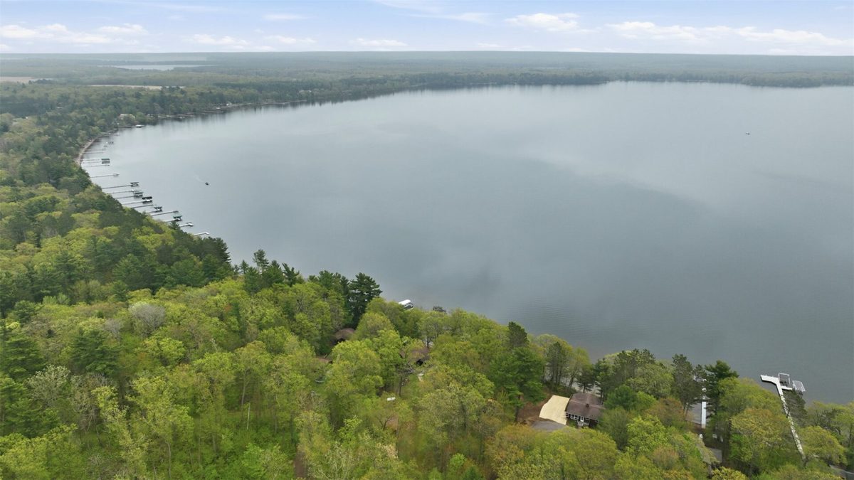 6092N West Shore Lane, Stone Lake, WI