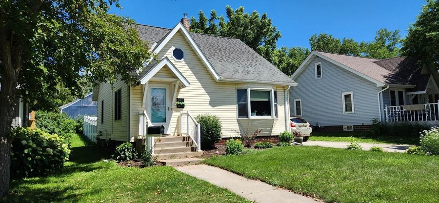 143 Maple Street