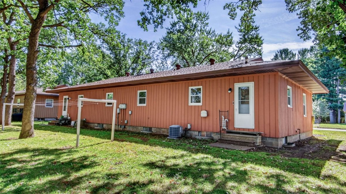 2810 & 2812 Hallie Lane, Eau Claire WI 54703 - ResidentialIncome house for sale - MLS #1605204 - image19