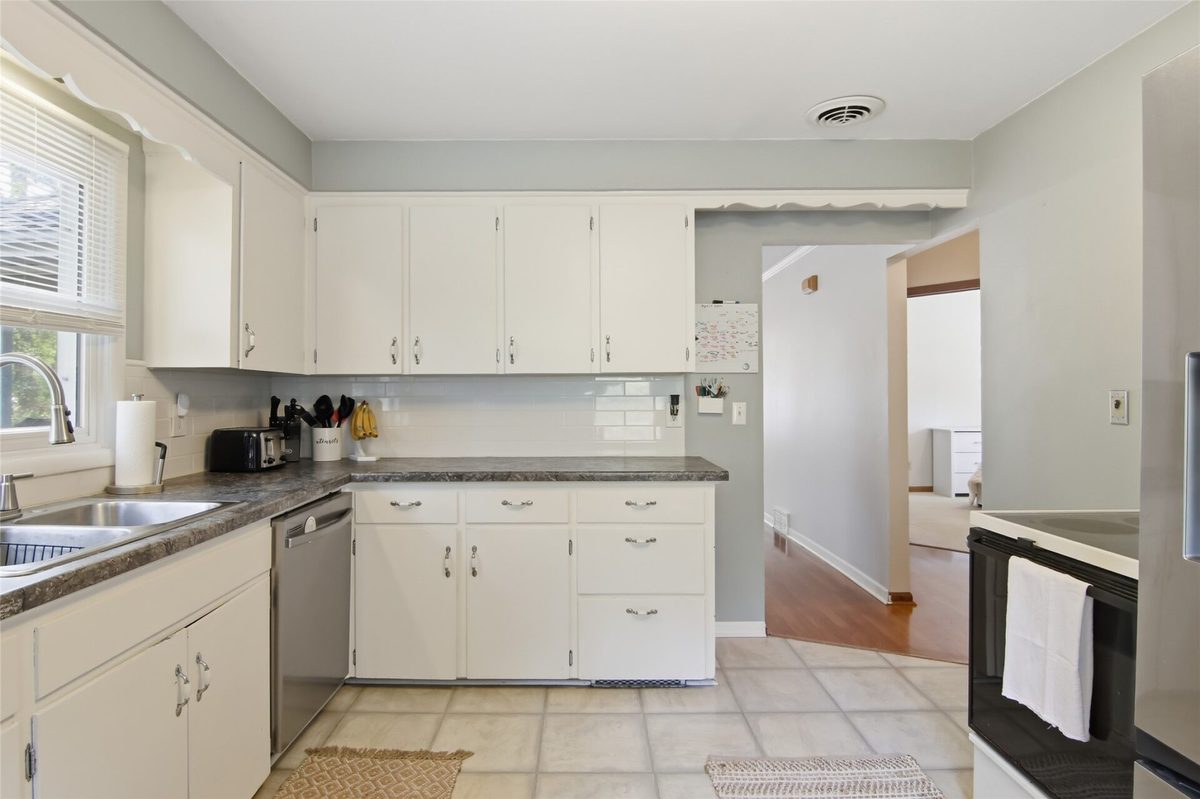 S5101 County Road B, Eau Claire WI 54701 - Residential house for sale - MLS #1599804 - image5