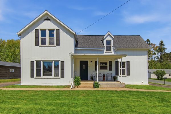 2210 Vine Street Eau Claire WI 54703