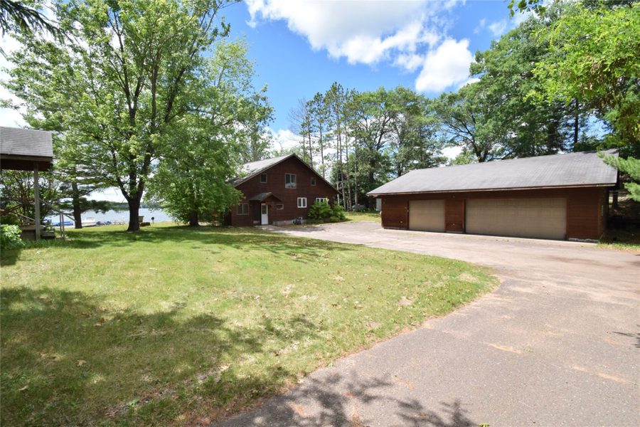 3434 Chenoweth Drive