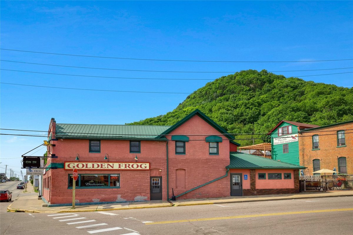 112 Shore Drive, Fountain City WI 54629 - CommercialSale house for sale - MLS #1599233 - image2