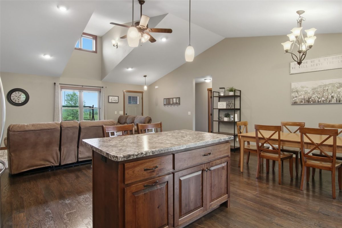 623 Autumn Drive, Altoona WI 54720 - Residential house for sale - MLS #1602001 - image8