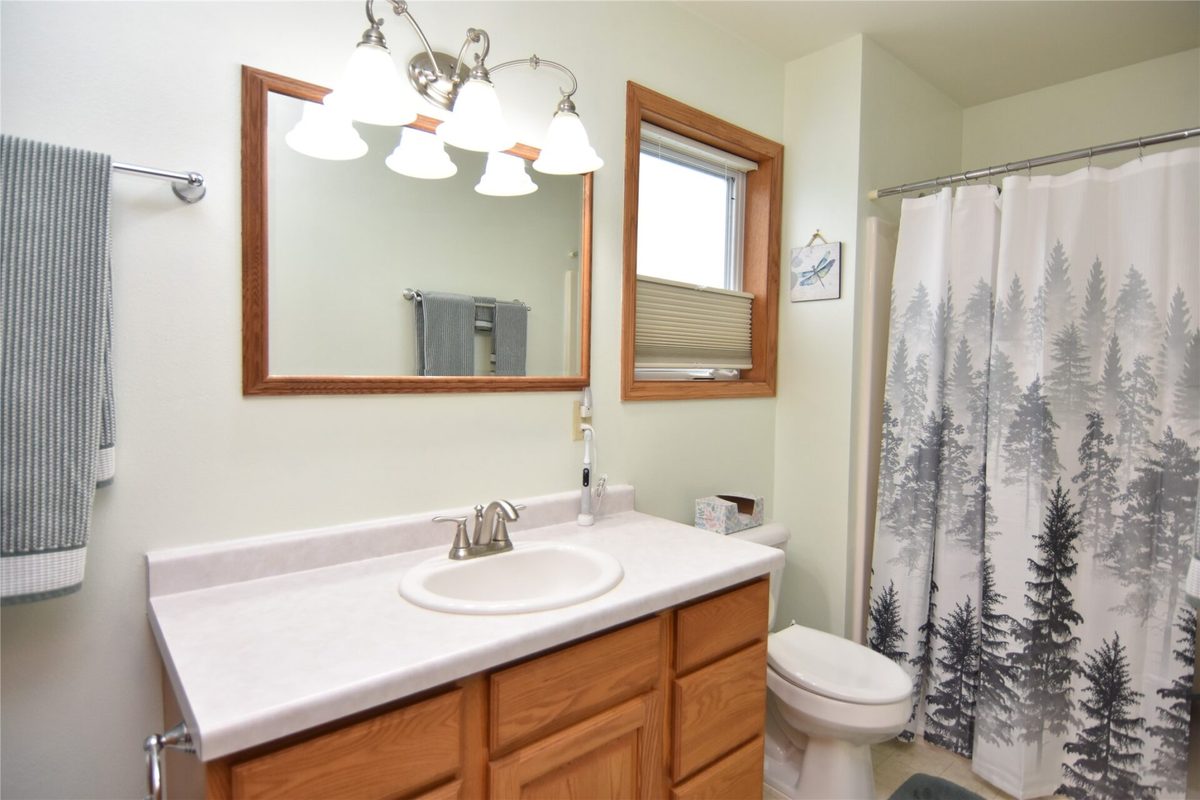 711 8th Avenue Bloomer WI 54724 — photo 17
