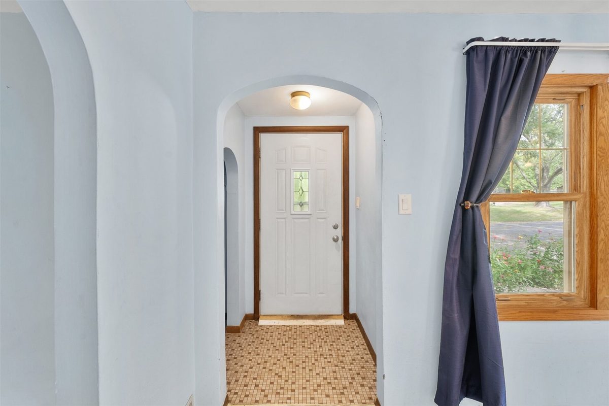 2445 Harrision Street, Eau Claire WI 54703 - Residential house for sale - MLS #1605666 - image3