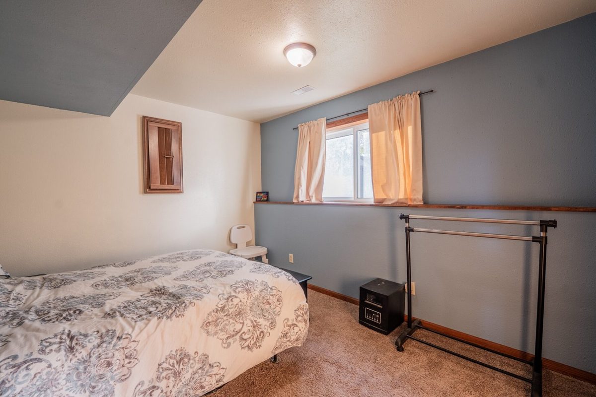 2411 Kenora Parkway, Eau Claire WI 54703 - Residential house for sale - MLS #1606120 - image3