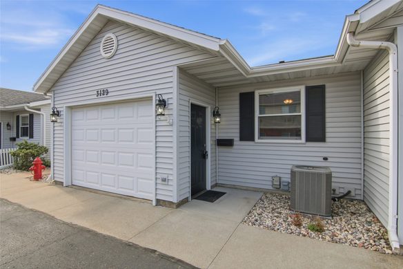 3129 Craig Road, Eau Claire WI 54701 - Residential house for sale - MLS #1601417 - image1
