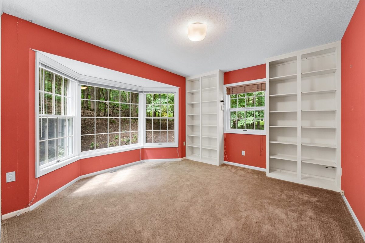 137 Canterbury Road, Eau Claire WI 54701 - Residential house for sale - MLS #1603482 - image4
