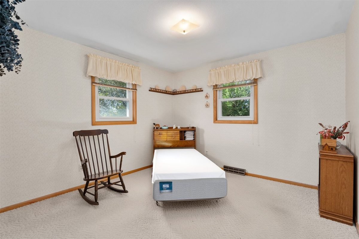 1002 Leonard Drive, Eau Claire WI 54703 - Residential house for sale - MLS #1604356 - image14