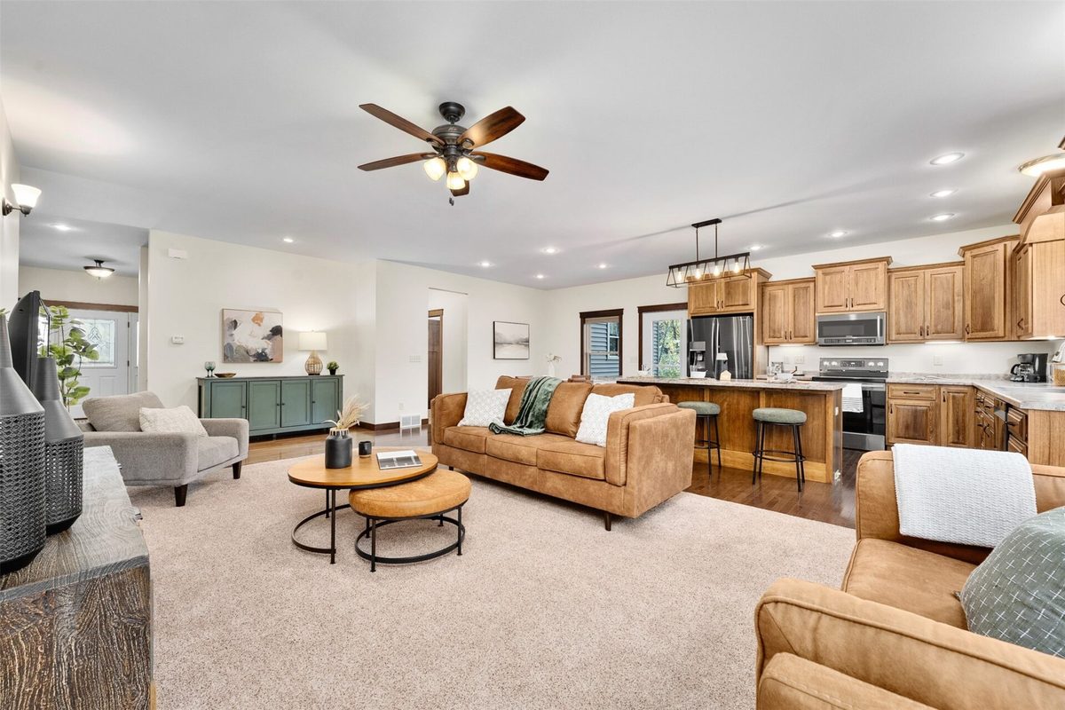 1904 Deblene Lane, Eau Claire WI 54703 - Residential house for sale - MLS #1606176 - image21