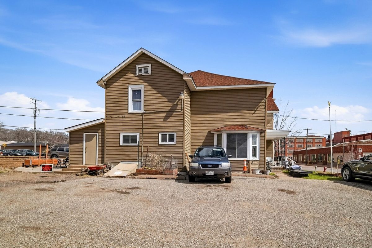 678 Wisconsin Street Eau Claire WI 54703 — photo 41