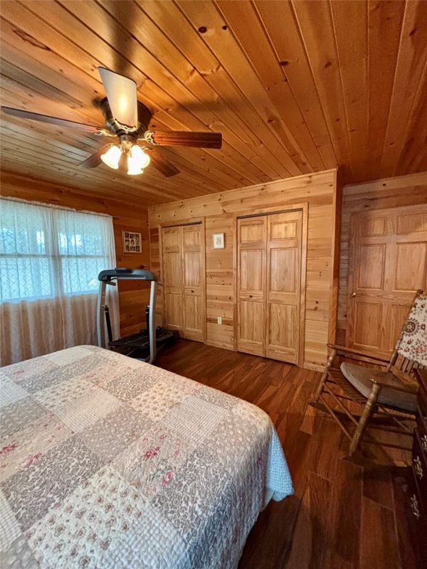W855 Metcalf Road, Stone Lake, WI
