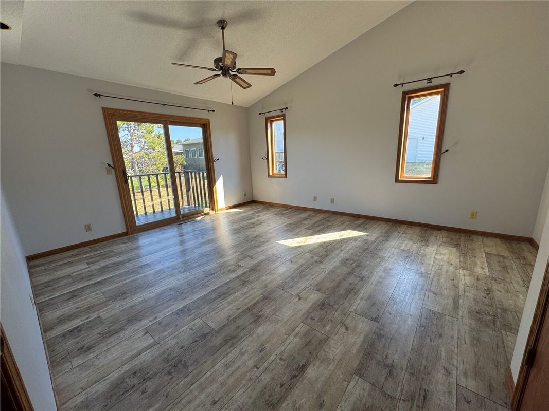 4002 Oak Knoll Drive, Eau Claire WI 54701 - Residential house for sale - MLS #1604569 - image15