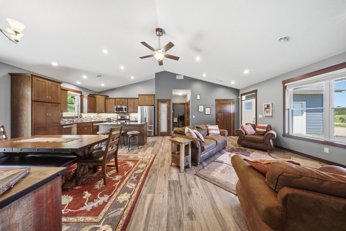 911 67th Avenue, Hudson WI 54016 - Residential house for sale - MLS #1603301 - image3