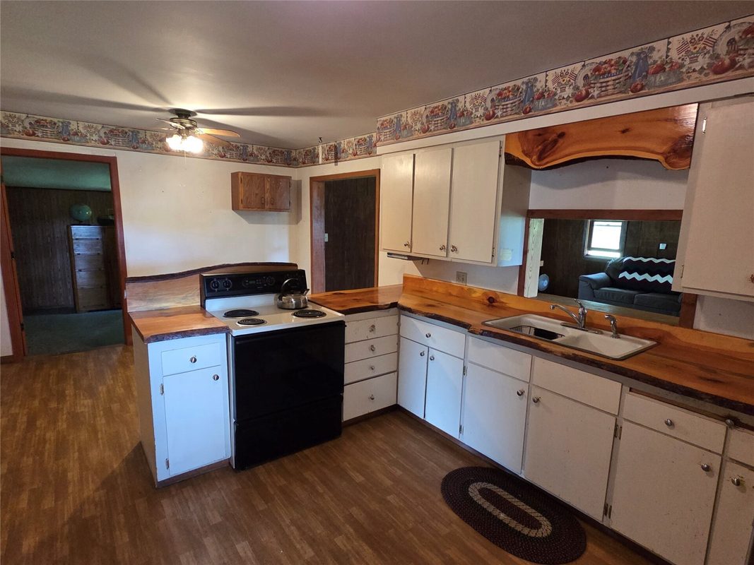 995 16th Street, Barron WI 54812 - Farm house for sale - MLS #1603204 - image9