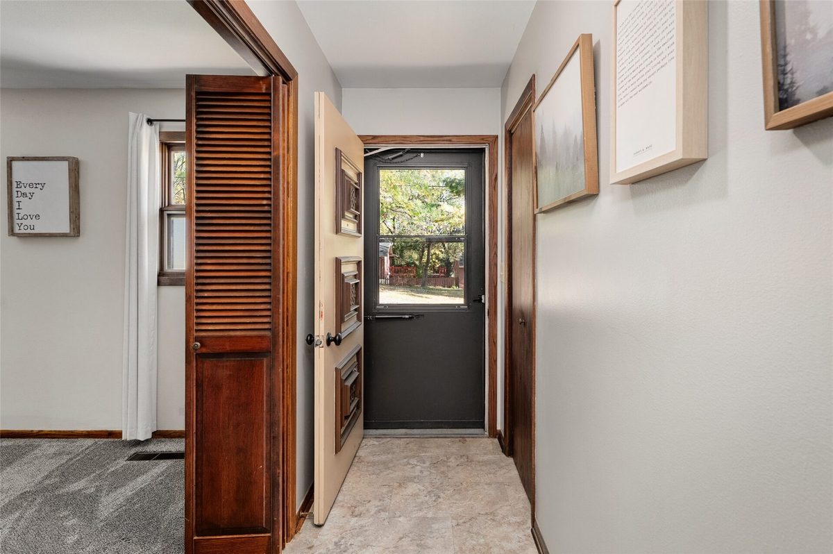 2725 Somona Parkway, Eau Claire WI 54703 - Residential house for sale - MLS #1606234 - image12
