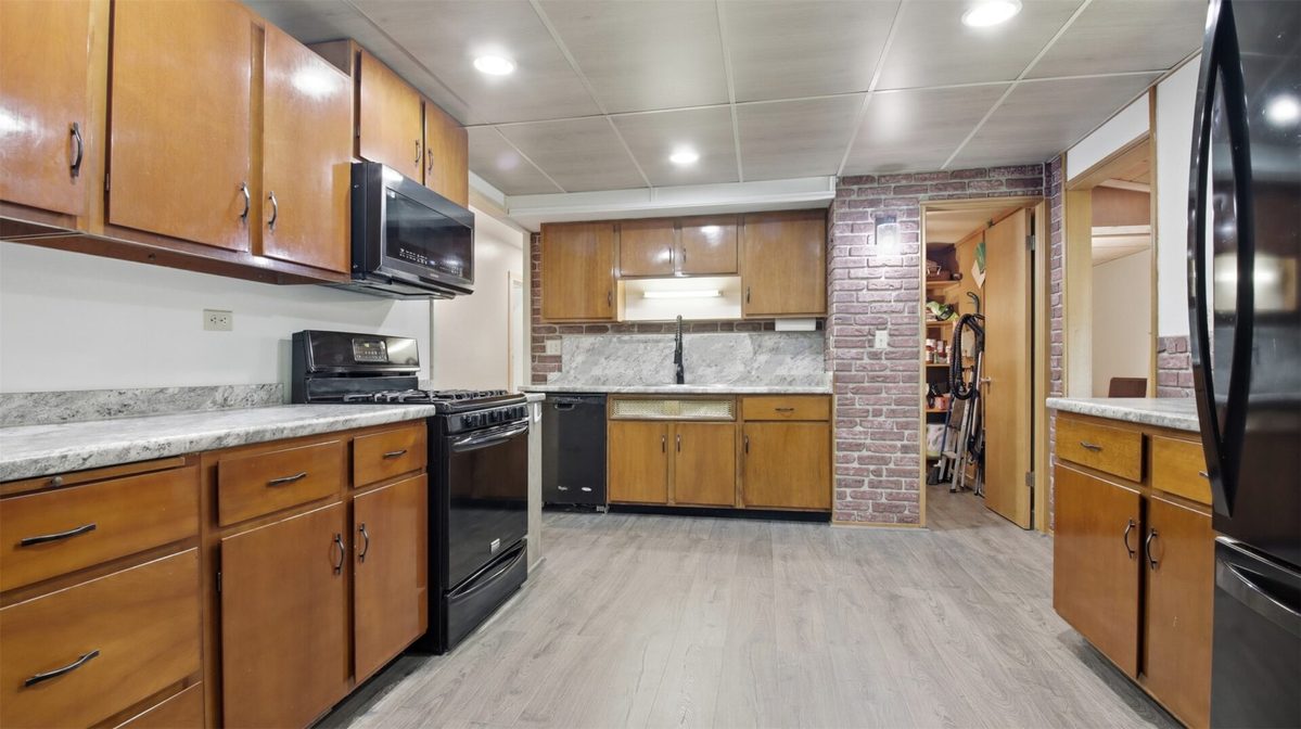 16139W Anderson Road, Hayward WI 54843 - Residential house for sale - MLS #1601598 - image11