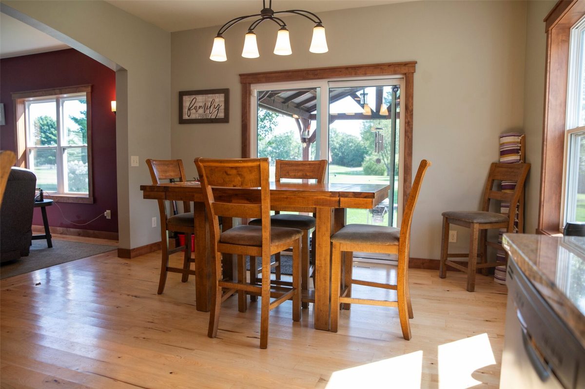 4823 Club House Lane, Eau Claire WI 54703 - Residential house for sale - MLS #1604466 - image9