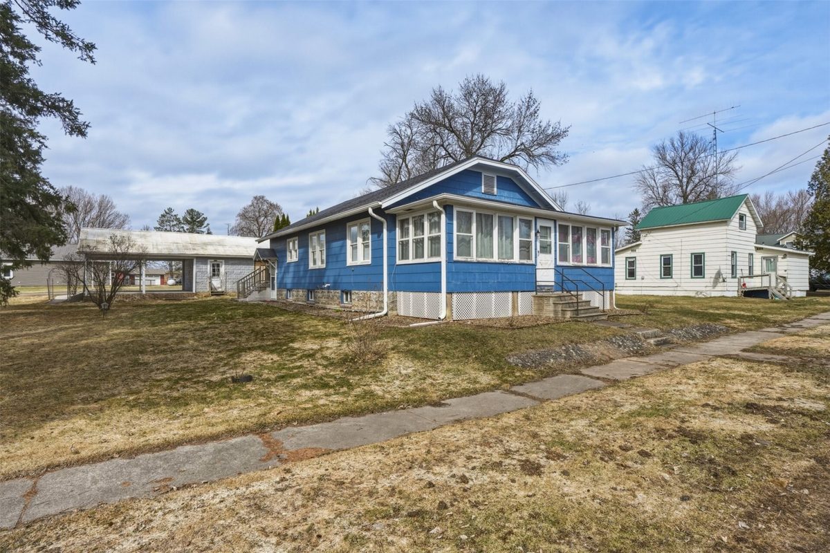 N5379 Walnut Street, Tony, WI