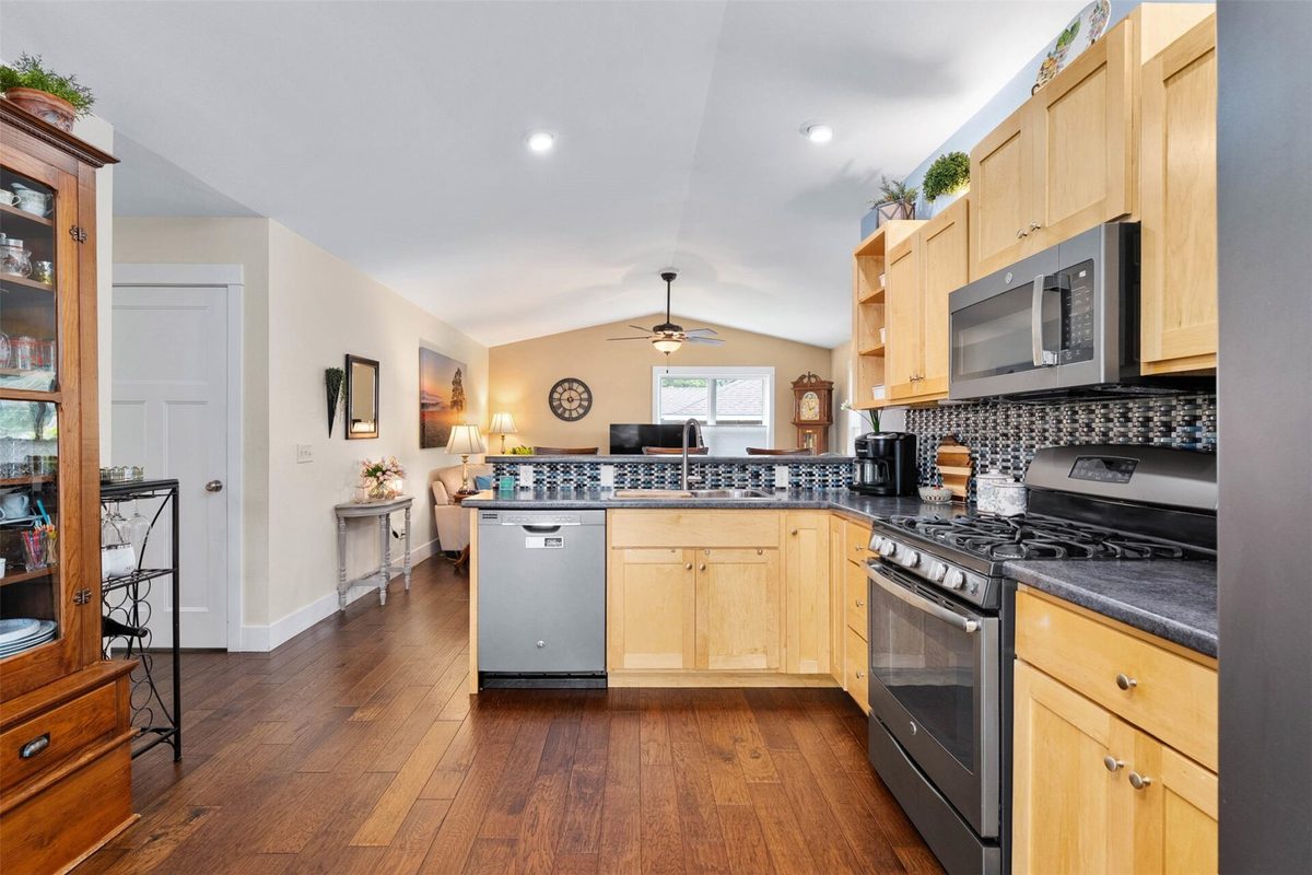 1715 Clairemont Avenue, Eau Claire WI 54701 - Residential house for sale - MLS #1602960 - image13