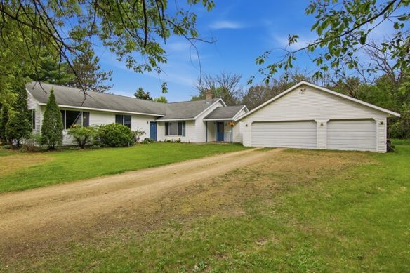 N6889 568th Street, Menomonie WI 54751 - Residential house for sale - MLS #1601566 - image1
