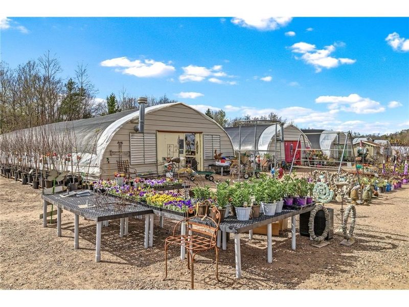 6084 W Highway 70