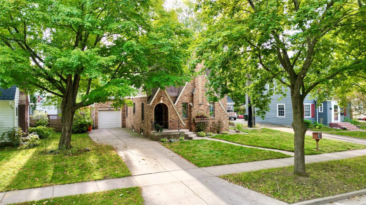 1627 Rust Street, Eau Claire WI 54701 - Residential house for sale - MLS #1605468 - image54