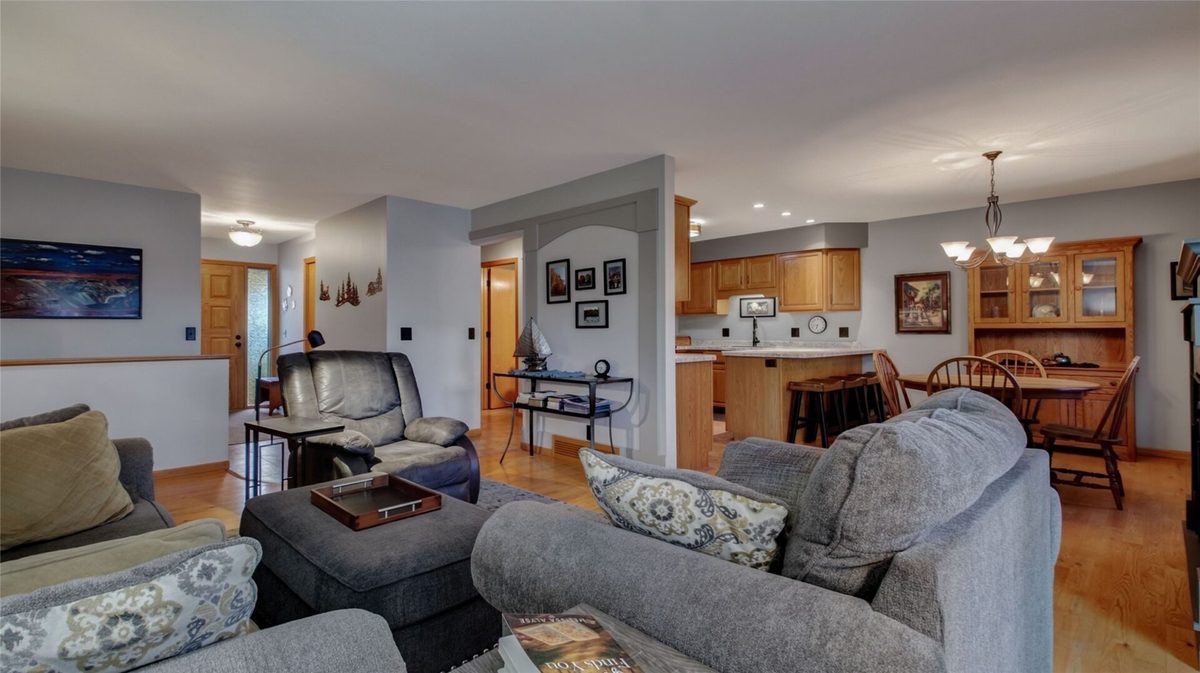 1107 Knollwood Trail, Altoona WI 54720 - Residential house for sale - MLS #1604848 - image5