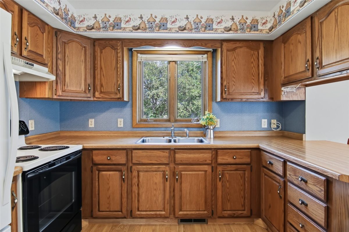 2003 4th Avenue, Menomonie WI 54751 - Residential house for sale - MLS #1602828 - image6