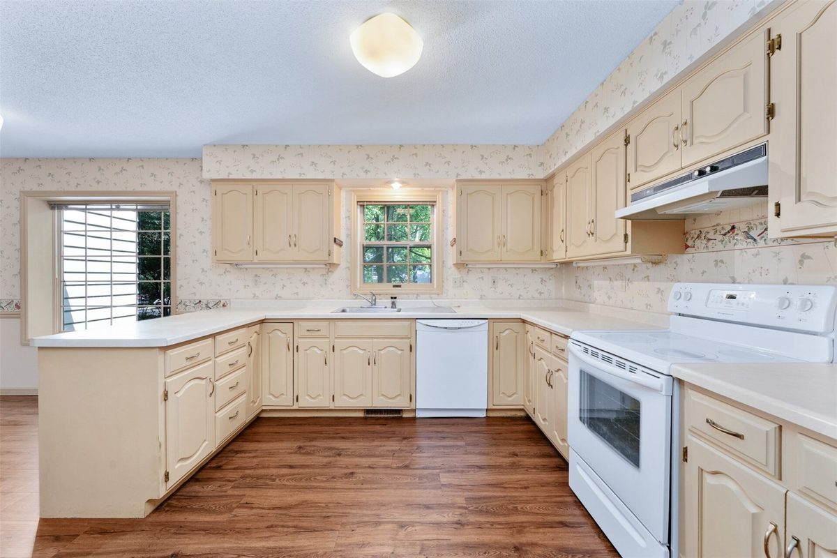 137 Canterbury Road, Eau Claire WI 54701 - Residential house for sale - MLS #1603482 - image11