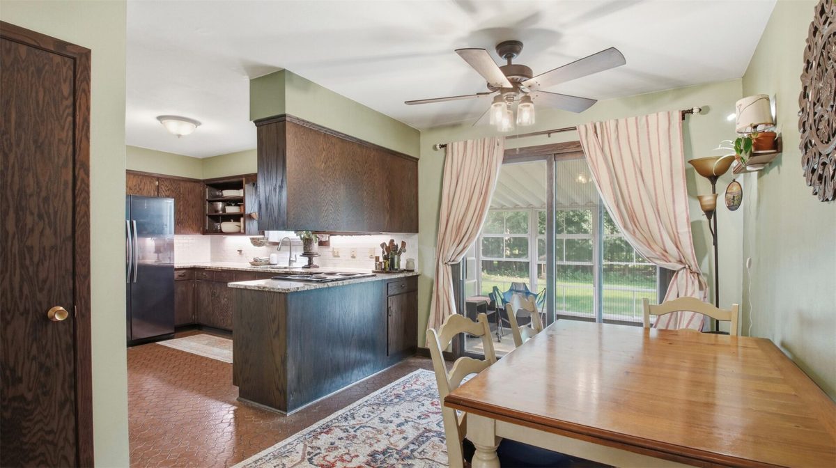 1819 Grandview Drive, Eau Claire WI 54703 - Residential house for sale - MLS #1603992 - image8