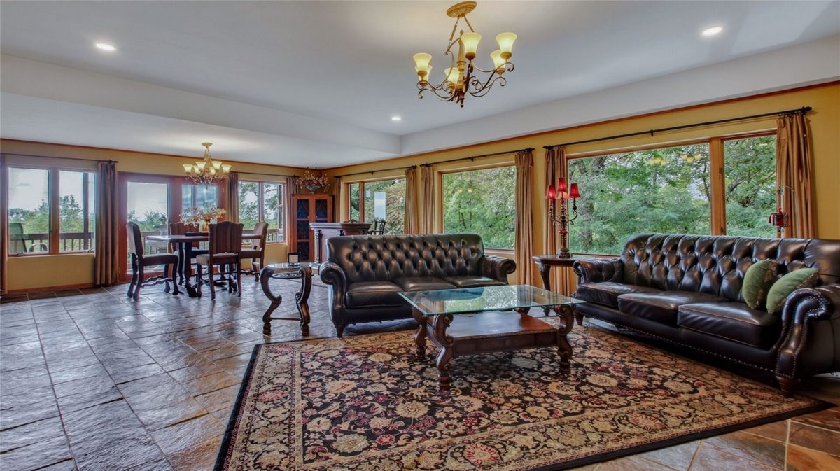 E445 Woodridge Drive, Eau Claire WI 54701 - Residential house for sale - MLS #1605347 - image7