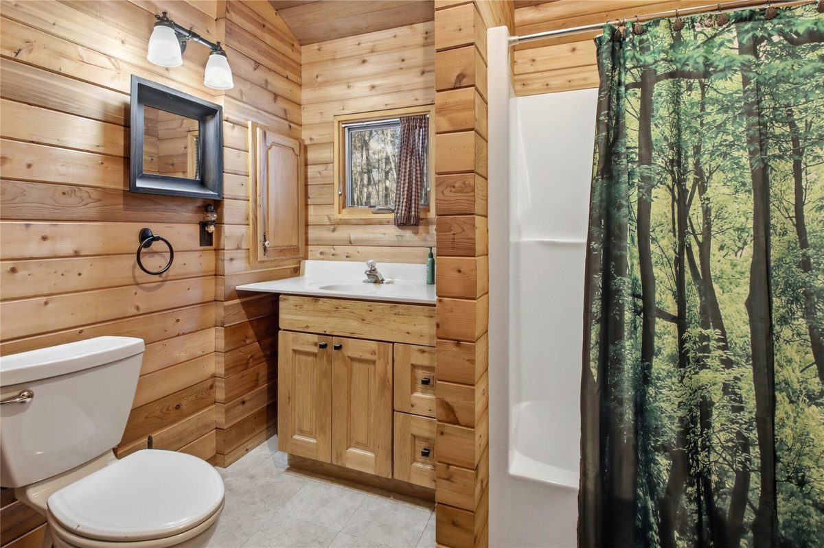 Hayward WI 54843 - Residential house for sale - MLS #1599257 - image6