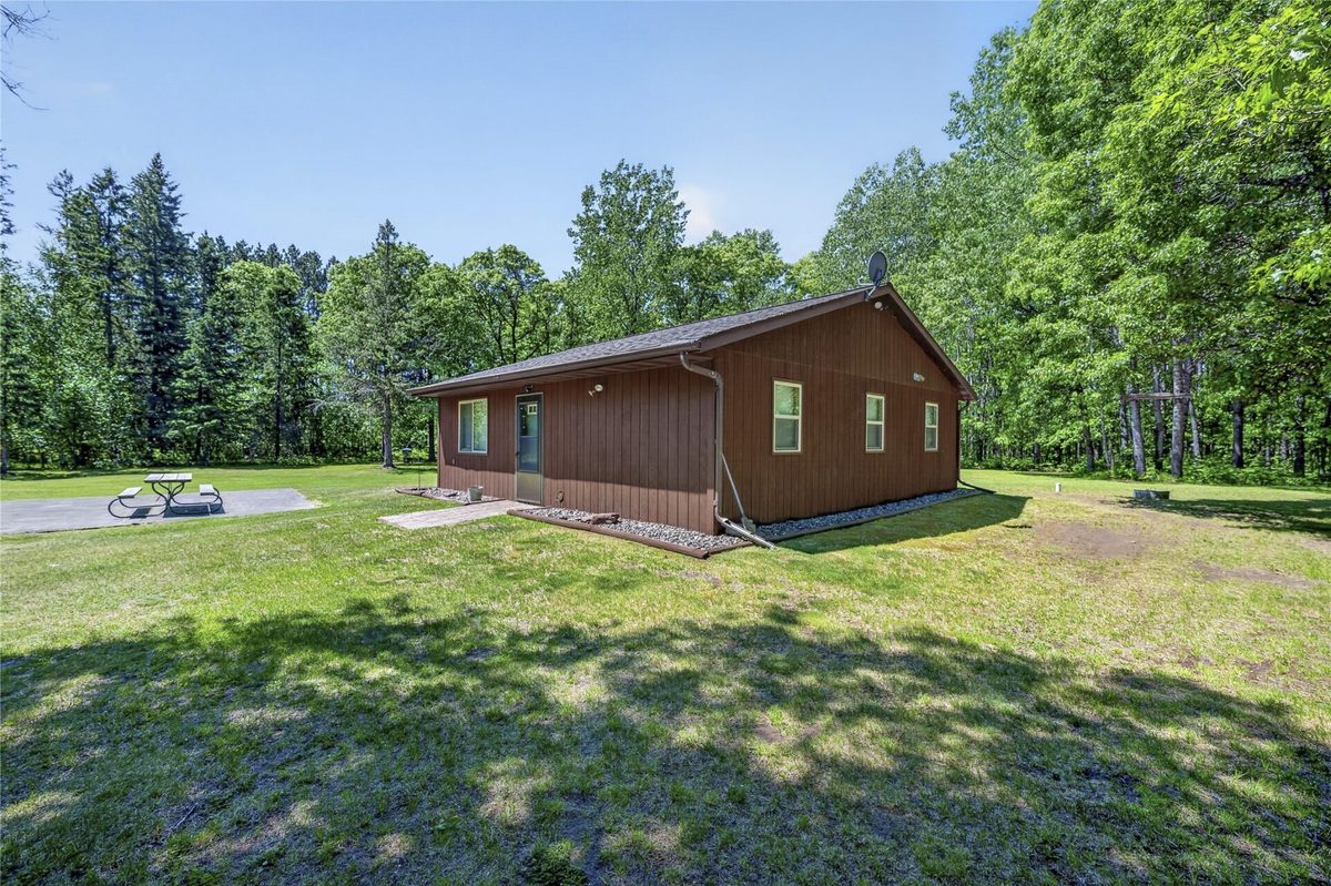 12235 Crooked Lake Road, Gordon WI 54838 - Residential house for sale - MLS #1600883 - image4