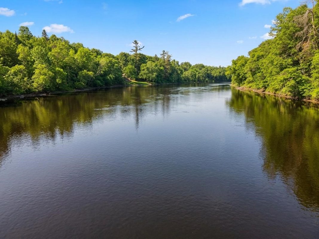 W11546 River Ridge Lane, Bruce, WI