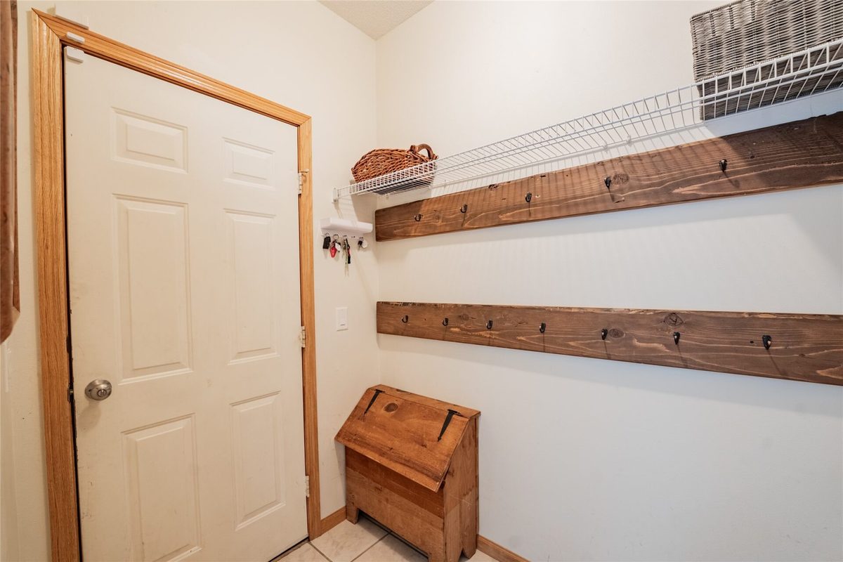 1704 Sierra Drive, Eau Claire WI 54701 - Residential house for sale - MLS #1604065 - image4