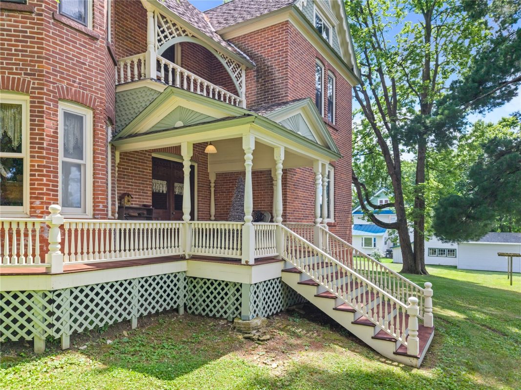 22961 Church Street, Ettrick, WI
