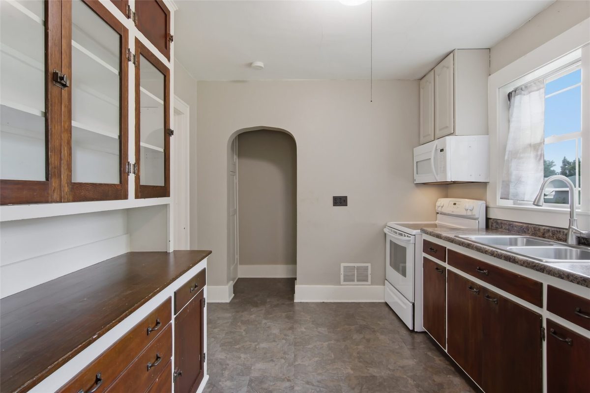 14006 Pine Street, Osseo WI 54758 - Residential house for sale - MLS #1603146 - image12